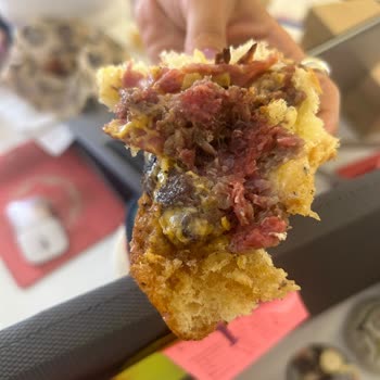 Snob Street Food - Çiğ Hamburger