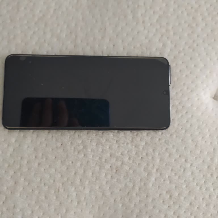 Samsung Su Geçirmez Telefon Suda Bozuldu