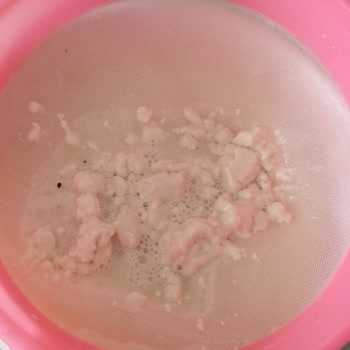 BİM Dost Sut Bozuk Çıktı