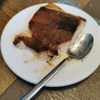 Özsüt Bozuk Kazan Dibi İlgisiz Servis Elemanları