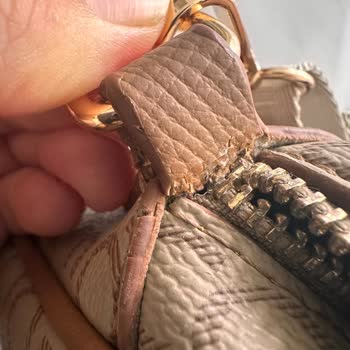 Benetton Marka Kol Çanta Askı Yeri Kopması