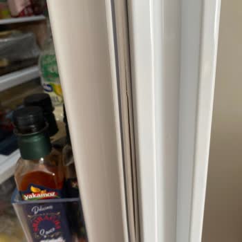 Bosch Marka Buzdolabı Conta Yırtılması