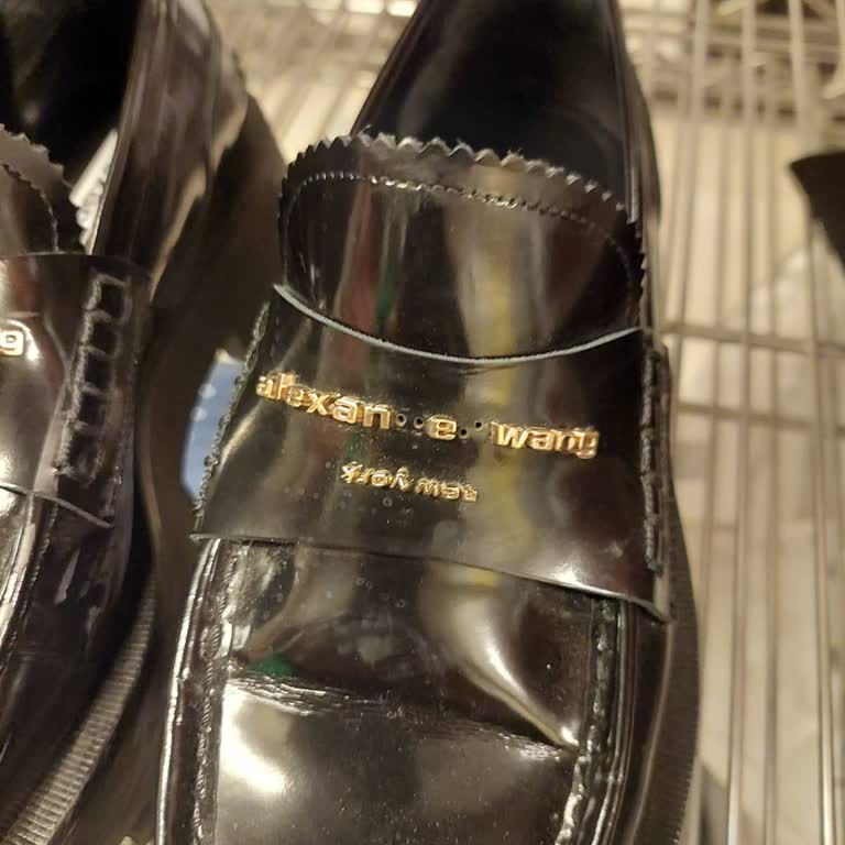 Beymen'den Aldığım Ayakkabının Harfleri Düştü!