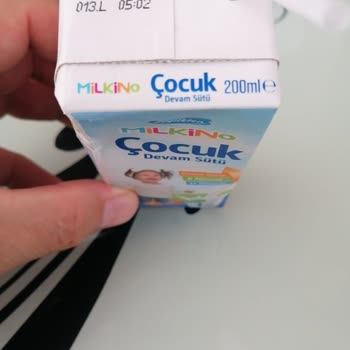 A101 Bozuk Ve Tarihi Geçmiş Süt Satıyor