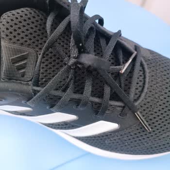 Trendyol'dan Aldığım Adidas Ayakkabının Kalitesi Hayal Kırıklığı Yarattı!