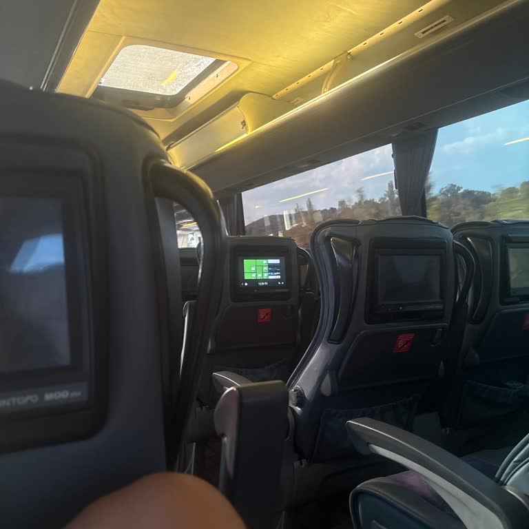 Pamukkale Turizm Şoför Tarafından Kavga Çıkarılıyor Videomuz Çekiliyor Bağırılıyor!