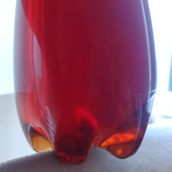 Juss Tea'nin İçinde Ne Olduğu Belirlenmemiş Tanecikler