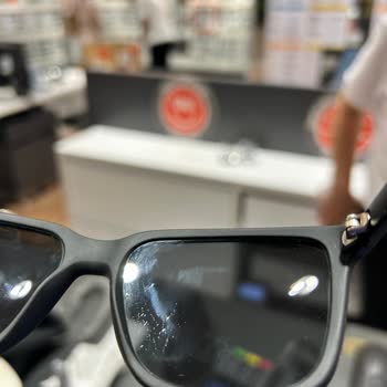 Atasun'dan Aldığım Emporio Armani Gözlükte 2 Ay İçinde Damlacık Oluştu