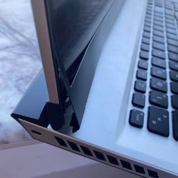 Monster Tulpar T7 V25.1.2 Ekran Ve Menteşe Sorunu