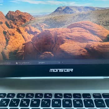 Monster Tulpar T7 V25.1.2 Ekran Ve Menteşe Sorunu