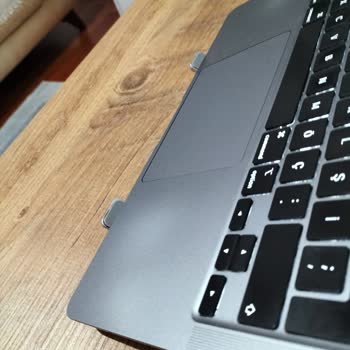 Media Markt Apple Macbook İçin Satın Aldığım Kasko Uygulamamaktadır.