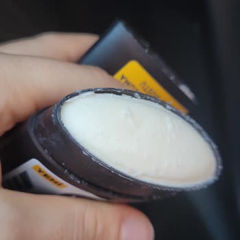 Eve Seferihisar Mağazası Bozuk Deodorant