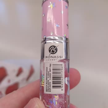 Ronassi Cosmetic Sağlıksız Ürün: Lip Gloss Acı Biber Gibi Yanıyor!