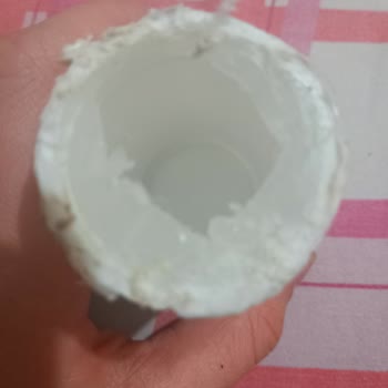 Celenes By Sweden Güneş Kreminin İçi Boş