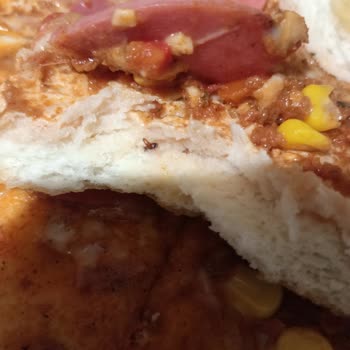 A101 Marketten Alınan Pizza Ürününde Böcek Sorunu