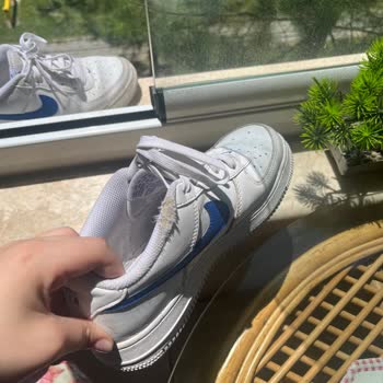 Aldıktan İki Ay Sonra Yırtılıp Deforme Olan Sneaks Up/Nike Ayakkabı