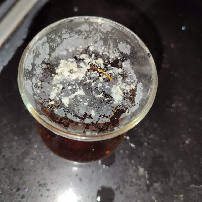 Flavel Marka Çaycı Su Kaynayınca Boya Veriyor