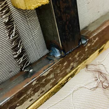 İstikbal Koltuk Takımı Paslı Demirlerden Yapmışlar