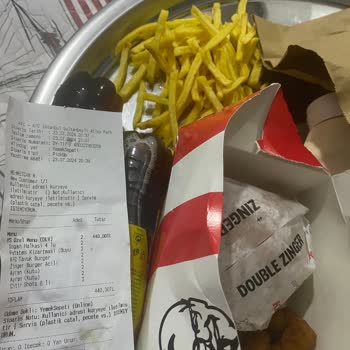 KFC Yanlış Ve Bayat Ürün Gönderimi!