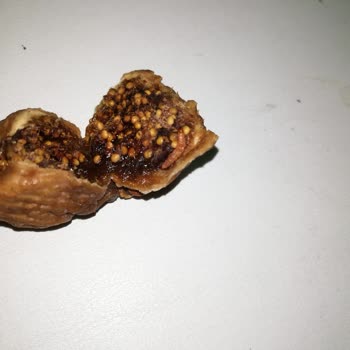 BİM Marketten Aldığım TARİŞ İncirlerin Küflü Ve Kurtlu Çıkması