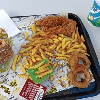 Cajun Corner Patates Kızartmalarınız Bozuk Para Boyutunda Bile Değil Kuru Tatsız