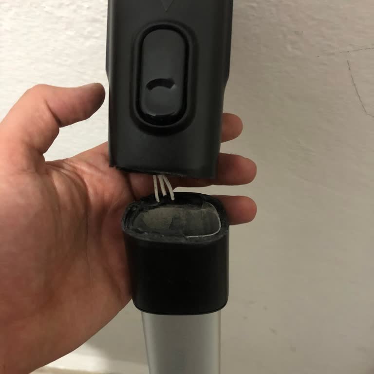 PHILIPS Ev Aletleri Philips Xc704 Kırılan Boru Parçası