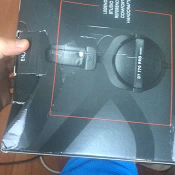 Sesçi Baba Hasarlı Ürünü İade Almıyorlar