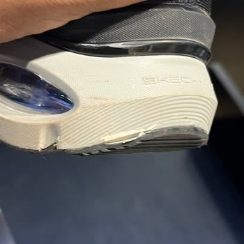 Skechers Is Regret, They Say The Tearing Sole Is My Fault!!