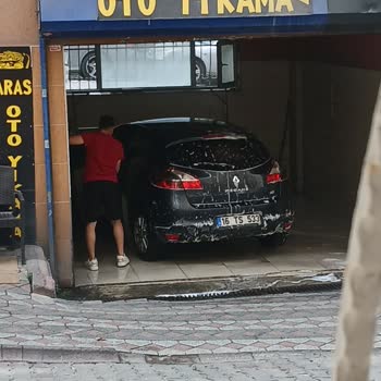 Aras Oto Sokakta Oto Yıkamacı Olmaz
