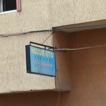 Aras Oto Sokakta Oto Yıkamacı Olmaz