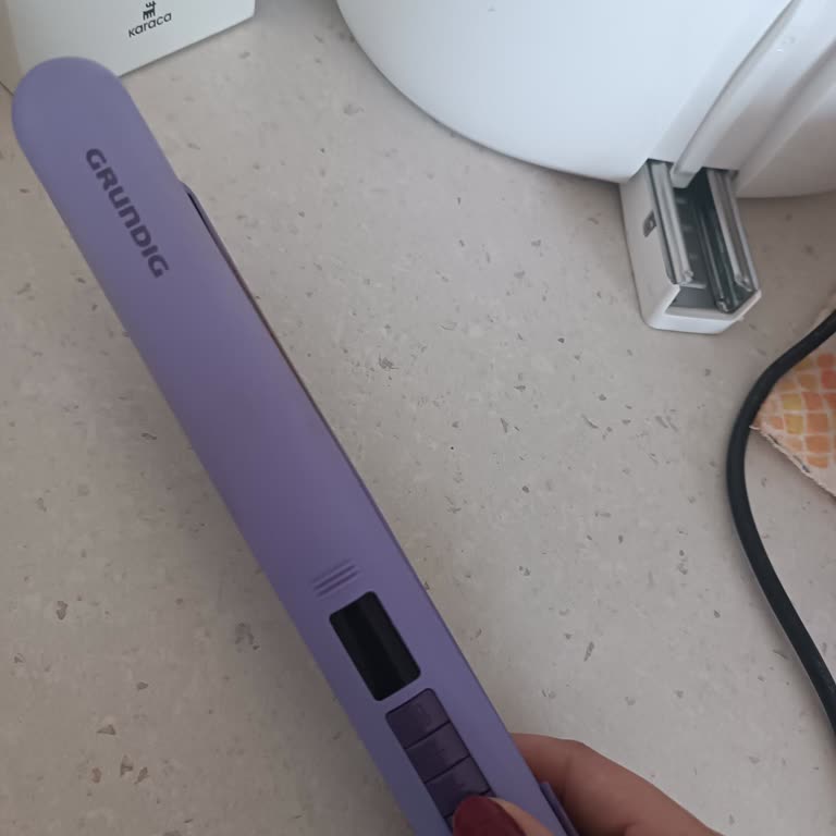 Grundig Saç Düzleştiricim Bozuldu