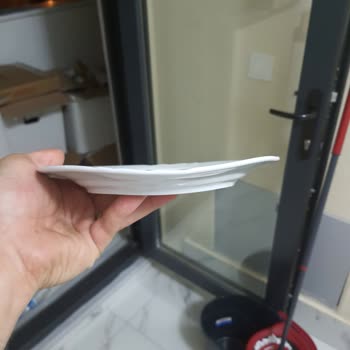 Güral Porselen Fabrika Hatası Yamuk Tabak