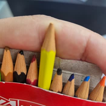 Mikro Kırtasiye Boya Kalemin Boyası Eksik