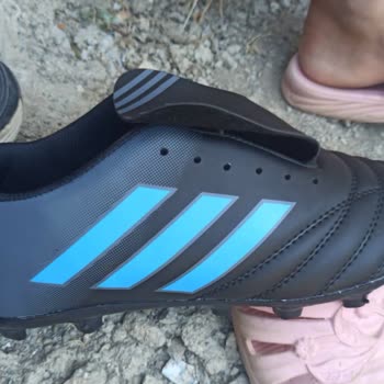 Fashion Feet Ayakkabı (Instagram) Yanlış Ürün Teslimatı: Beklentilerimizin Altında Kaldı