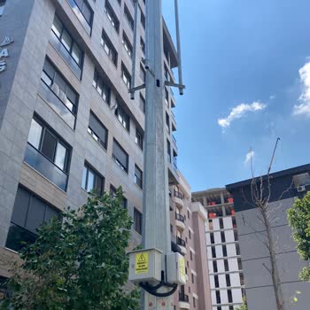 Ulaştırma ve Altyapı Bakanlığı Apartmanımıza Çok Yakın Mesafede Mevzuatlara Aykırı Baz İstasyonu