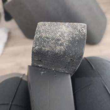 Vivense Şikayet. 3. Lü Koltuk Ve Koltuk Ayakları