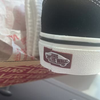 Crafsneakers İthal Denilen Ürün Orijinal Çıkmadı Ve İade Sorunu Yaşadım