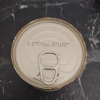 Tamek Mısır Konservesi Paslı