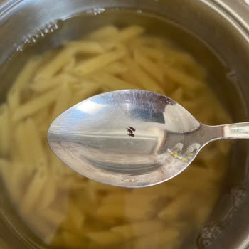 A101 Berona Makarnada Böcek Çıktı