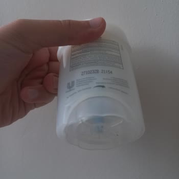 Rexona Clinical Altında Sıvı Birikiyor