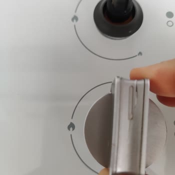 Beko Ankastre Ocak Düğmesi Çatlaması