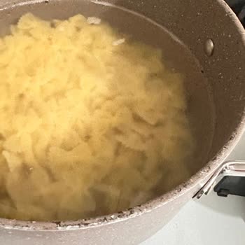 Filiz Makarna Marketten Alınan Makarnada Böcek Bulundu