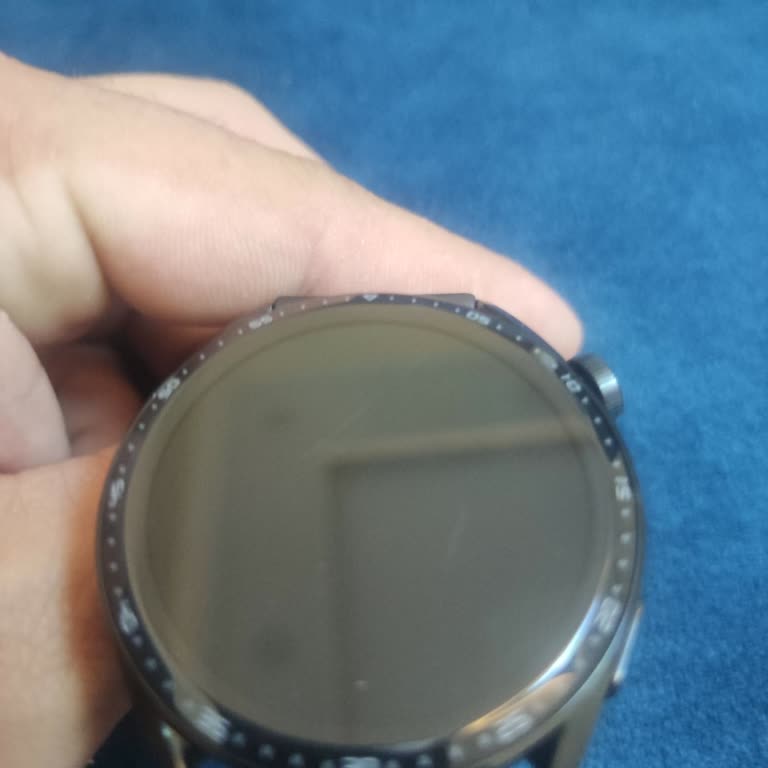 KVK Servisi Huawei Saatimin Donanımsal Hatalarını Kullanıcıya Yüklüyor