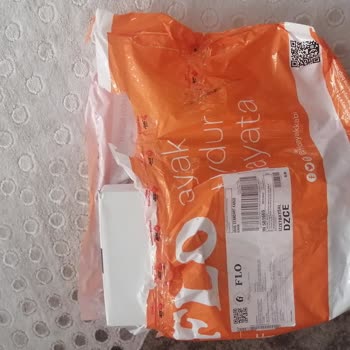 FLO Ayakkabı FLO Mğz Teslimini Sağlayamadığı Siparişin Faturasını Müşteriye Kesiyor