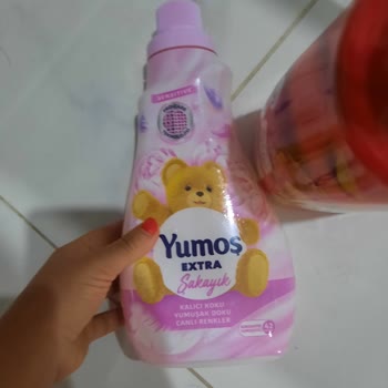 Yumoş Sahte Kokmuyor Ve Kasıntı Yapıyor