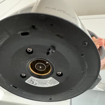 Karaca Çay Makinesi Kablosu Eriyor: Güvenlik Tehlikesi!