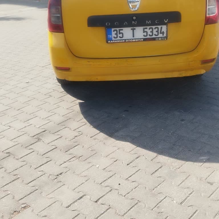 Taksiciler Odası 35 T 5334 Plakalı Taksi