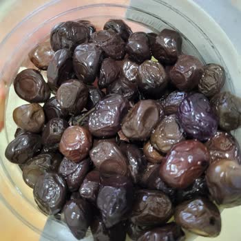 Öncü Premium 181-230 Doğal Siyah Zeytin Farklılığı