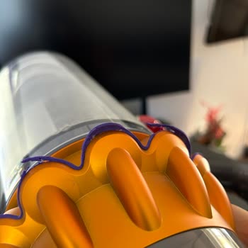 Dyson Mor Silikon Kopması Sorunu