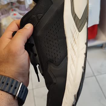 Lotto FLO Ayakkabıda Kalite Sorunu Ve İlgisizlik